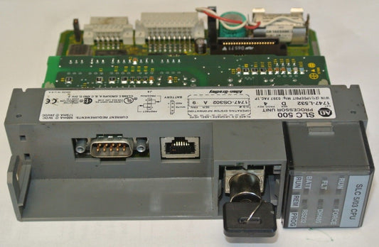 ALLEN-BRADLEY 1747-L532 SLC500 PROCESSOR UNIT - Ser. D, Proc. Rev. 4 - w/ KEY