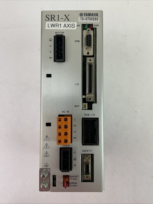 YAMAHA SR1-X-10 SINGLE AXIS ROBOT CONTROLLER 200-230/100-115VAC 3/6A 50/60HZ