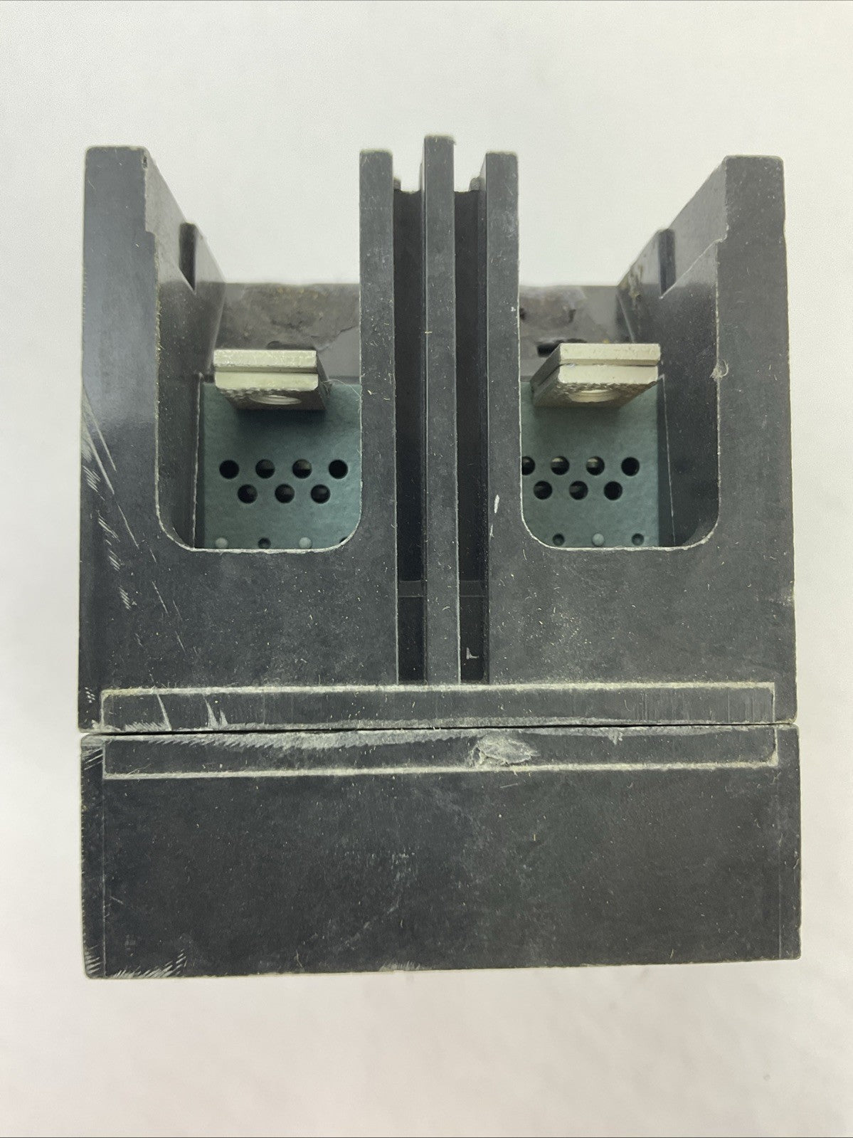 GE TED124040WL MOLDED CASE CIRCUIT BREAKER 40AMP 480VAC 250VDC 2POLE