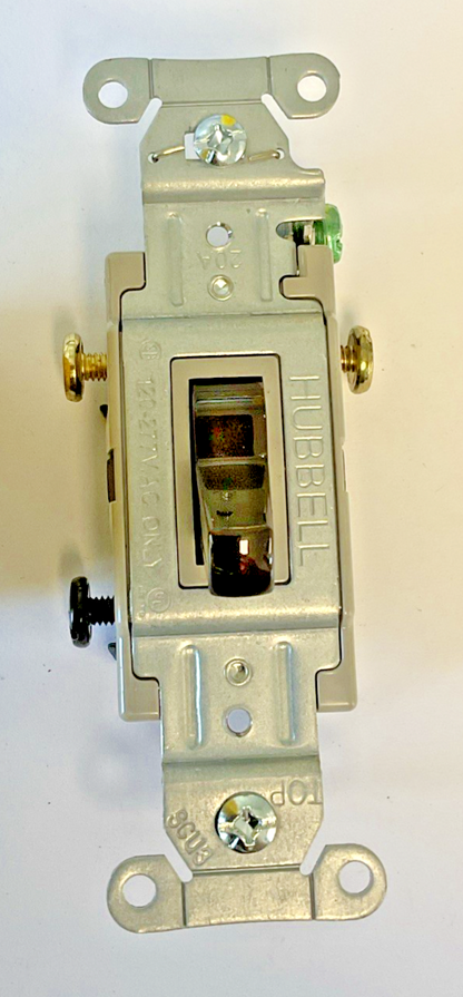 HUBBELL CS320 3-WAY SWITCH 20A 120/277A  ***LOTOF2***