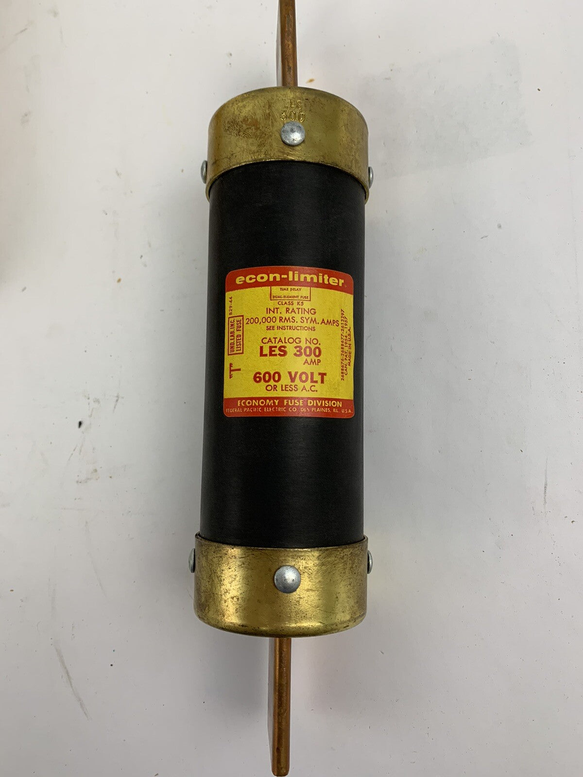Economy Fuse LES300 300A 600V Class K5 Fuse