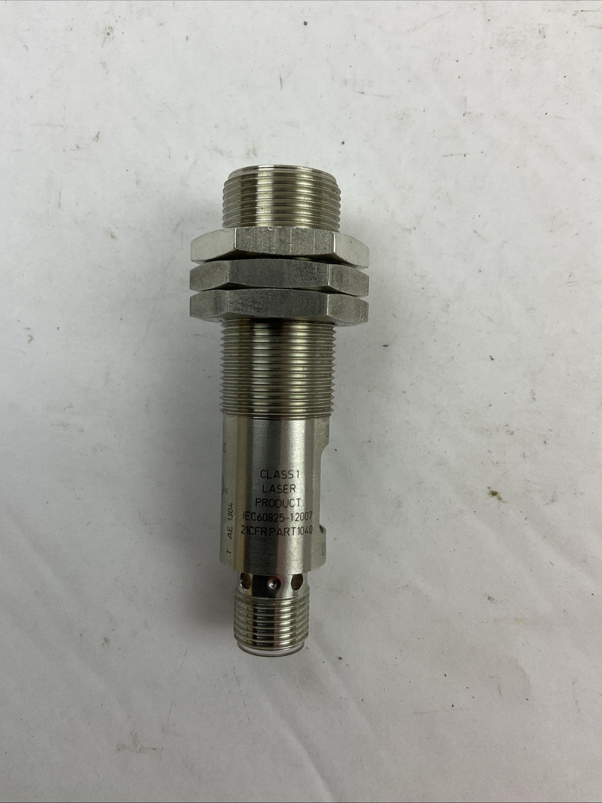 IFM OGH700 PHOTOELECTRIC DIFFUSE SENSOR 10-36VDC CLASS 1 LASER