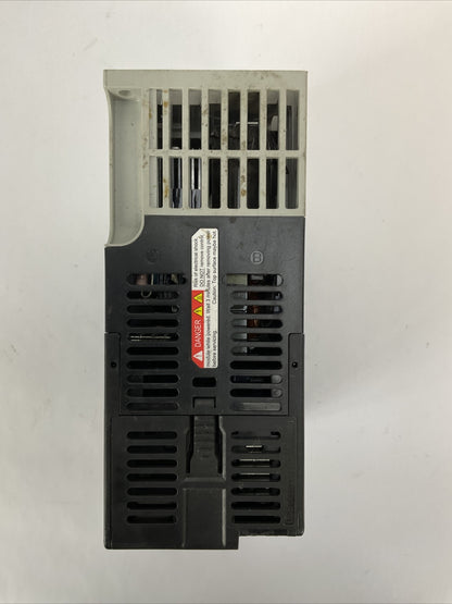 ALLEN BRADLEY 25B-D2P3N104 AC DRIVE SER A FRN 5.002 OUTPUT 0-460VAC INPUT