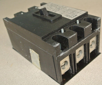CHALLENGER CB3100L CIRCUIT BREAKER 100A / 240VAC / 3-POLE /  NEW SURPLUS