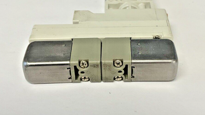 SMC VQC1400-51 SOLENOID PNEUMATIC VALVE 0.1-0.7MPA***LOT OF 2***