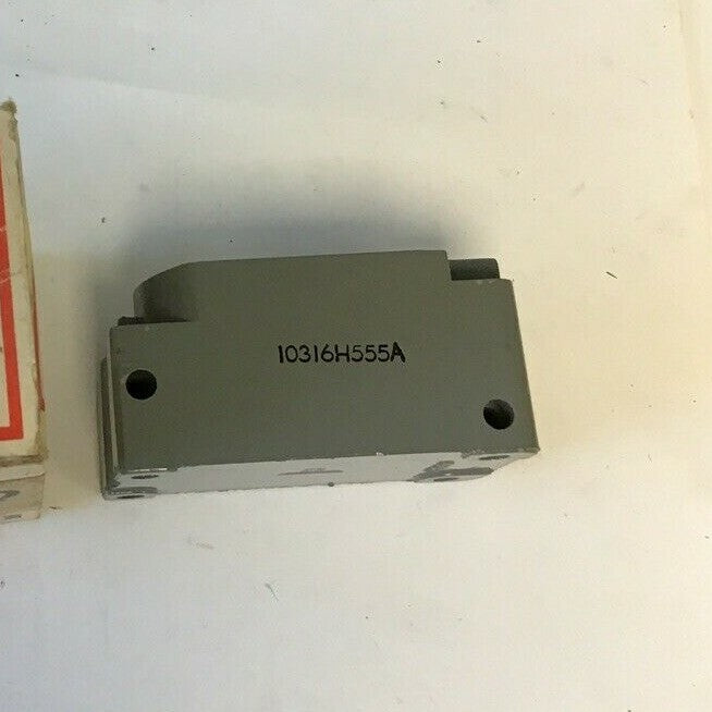 CUTLER HAMMER 10316H555 LIMIT SWITCH RECEPTACLE