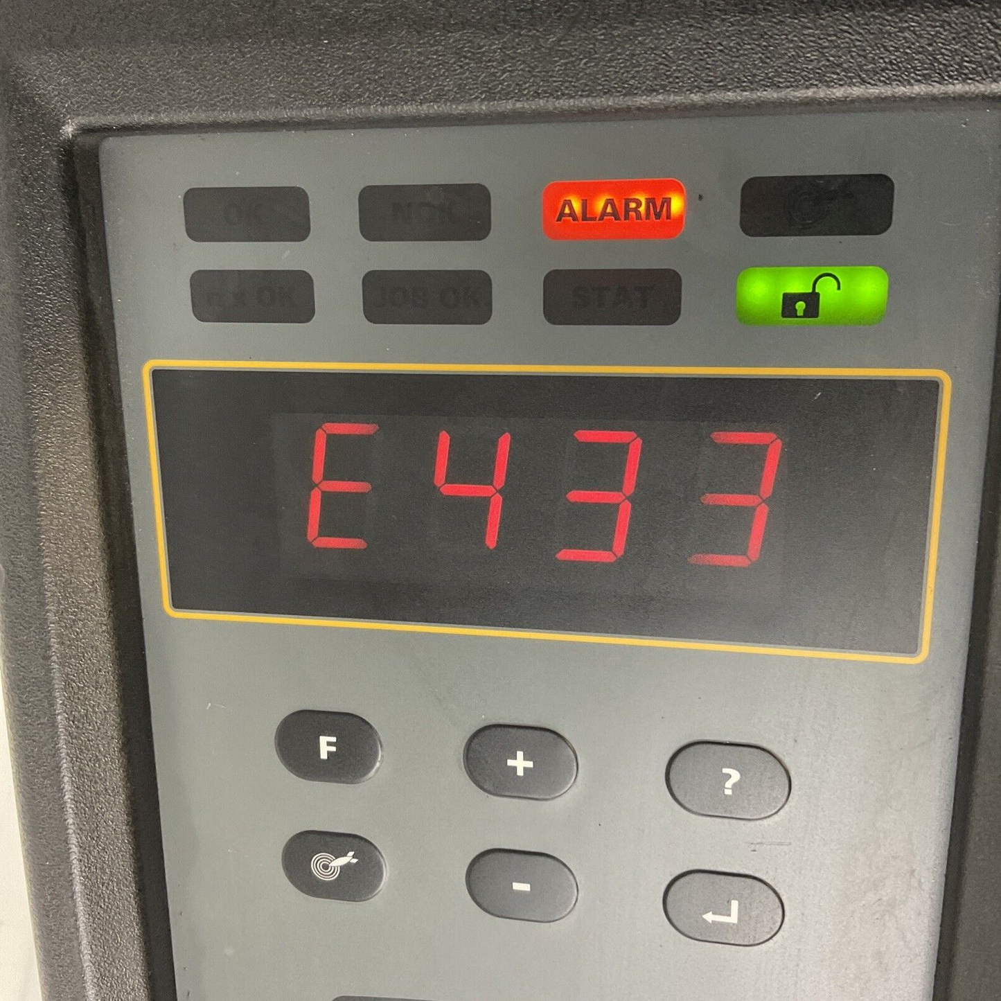 ATLAS COPCO PF4000-C-HW CONTROLLER 240VAC 150W 50-60HZ ***NO POWER CORD***
