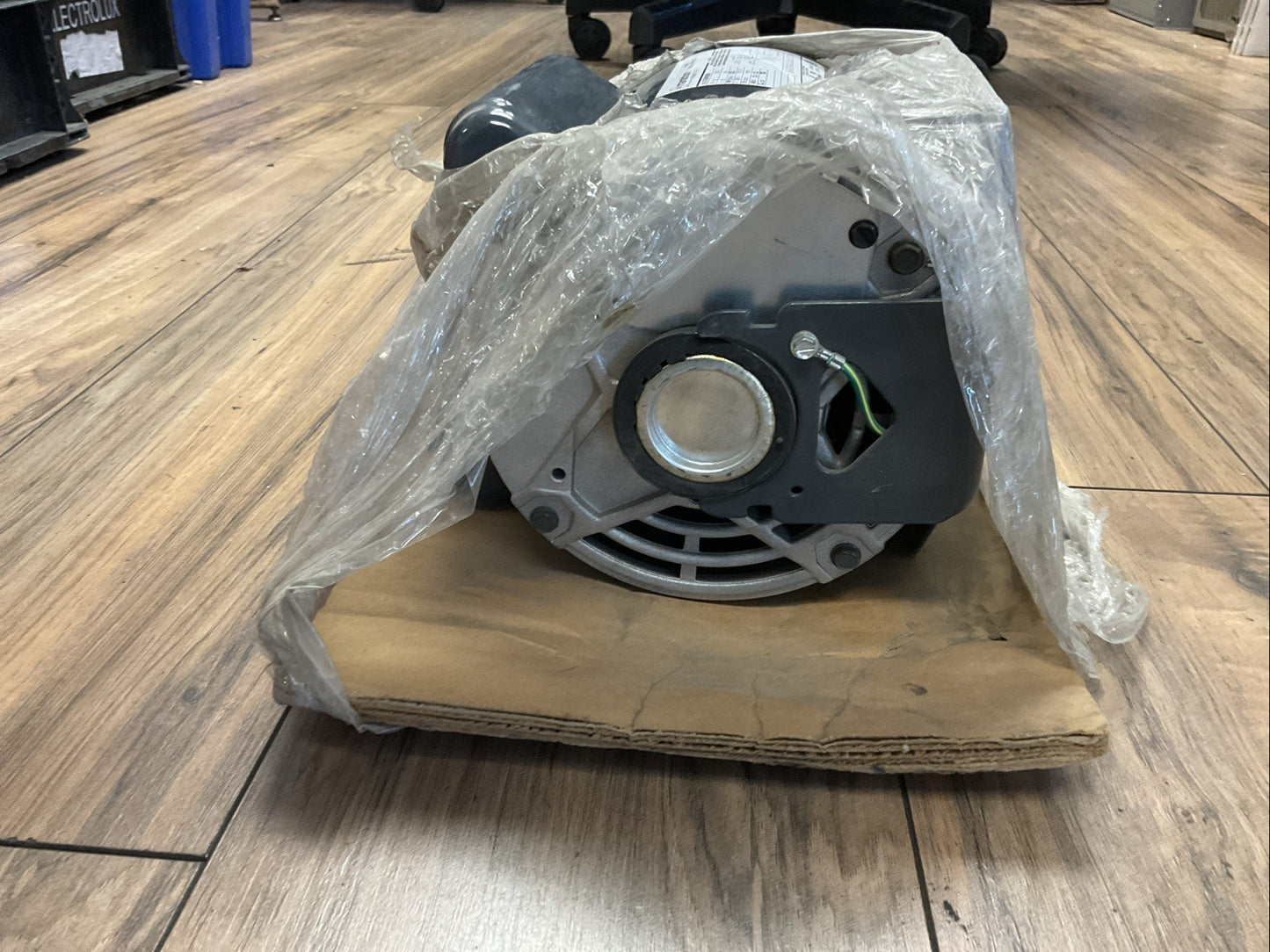 MARATHON 5KCR49SN3009X AC MOTOR 1-1/3HP 115V 60HZ 1PH 1725/1140RPM 10.8/7.4A