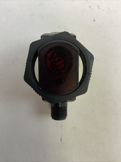 BANNER QS30LDQ PHOTOELECTRIC SENSOR 10-30VDC