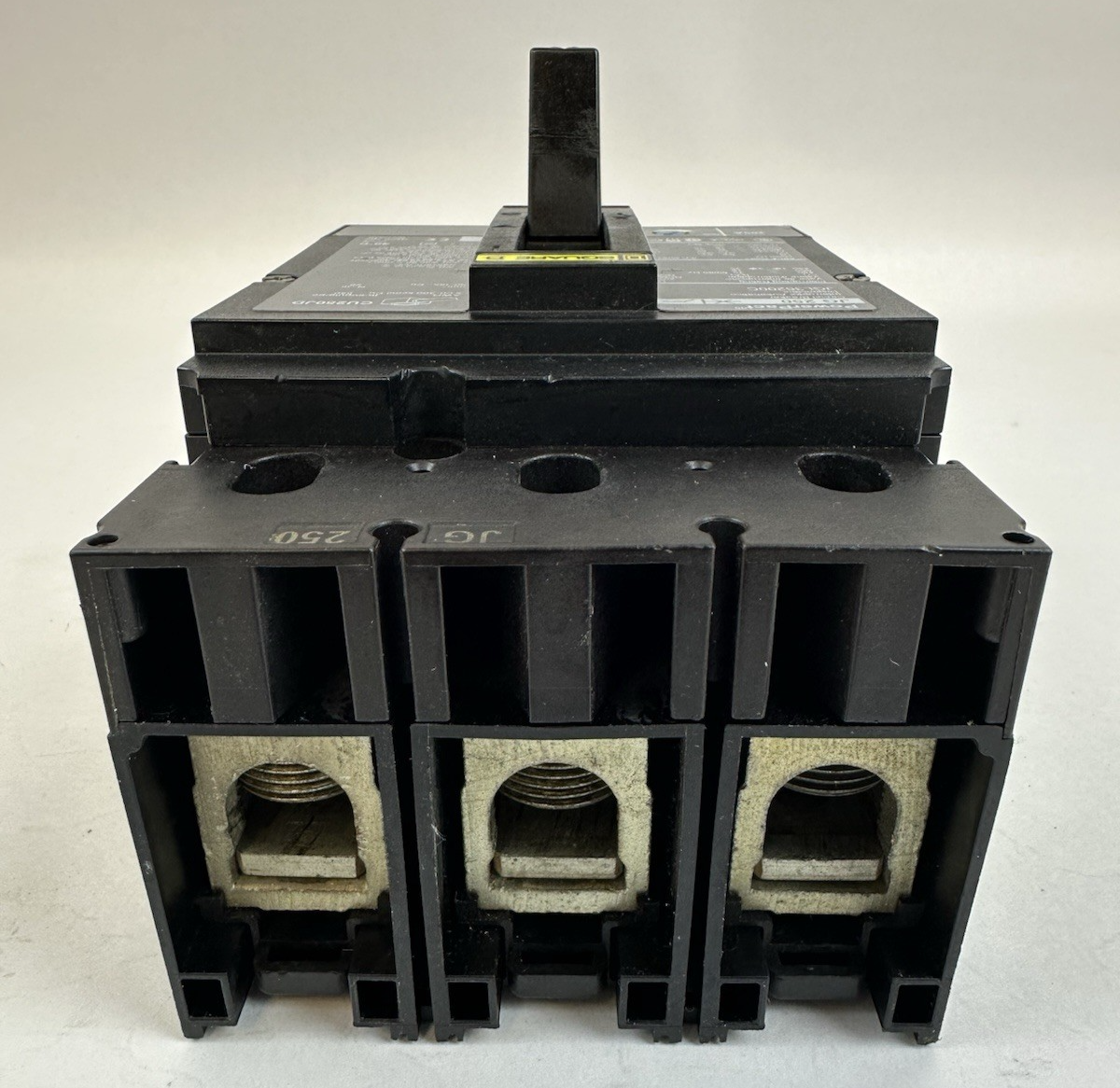 SQUARE D JGL36200C CIRCUIT BREAKER 200A 3P 600V 35kA POWERPACT J