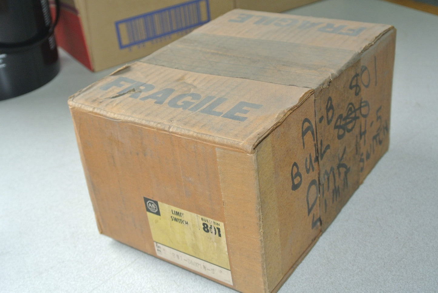ALLEN-BRADLEY 801-DMK145, Ser. A - LIMIT SWITCH - NEW SURPLUS - 801-DMK14-5