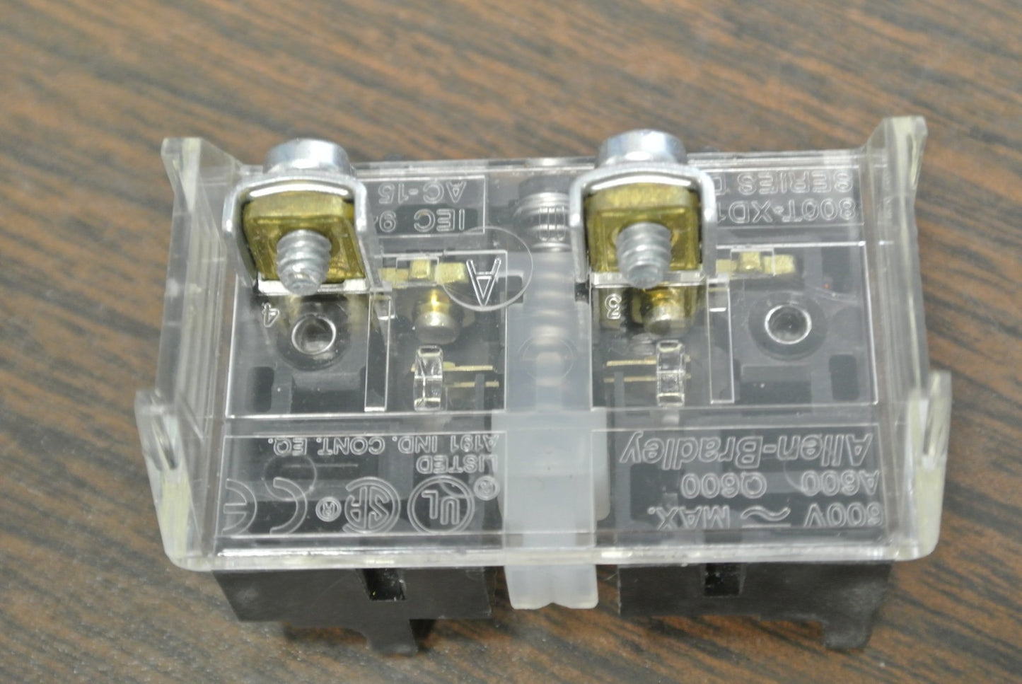 LOT of 5 / ALLEN-BRADLEY 800T-XD1 / SHALLOW BLOCK CONTACT BLOCK / NEW SURPLUS