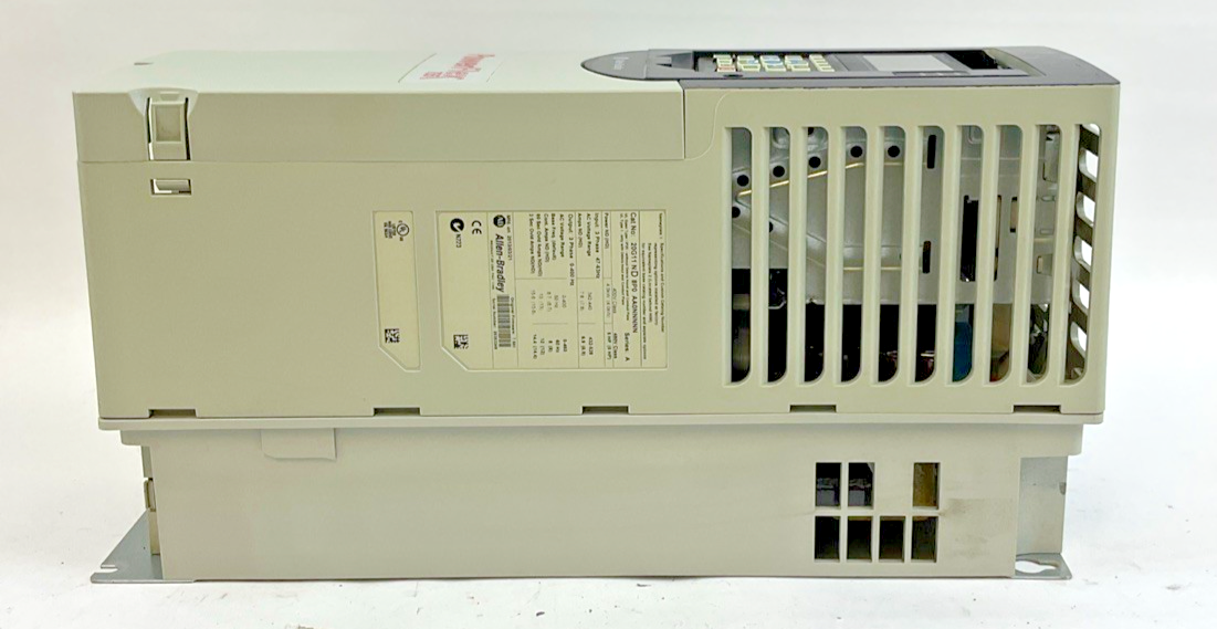 ALLEN BRADLEY 20G11ND8P0AA0NNNNN SER.A AC SERVO DRIVE 5HP 63HZ 3PH