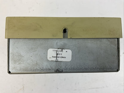 HONEYWELL T775A1035 TEMPERATURE CONTROLLER OUTPUT 120/240VAC