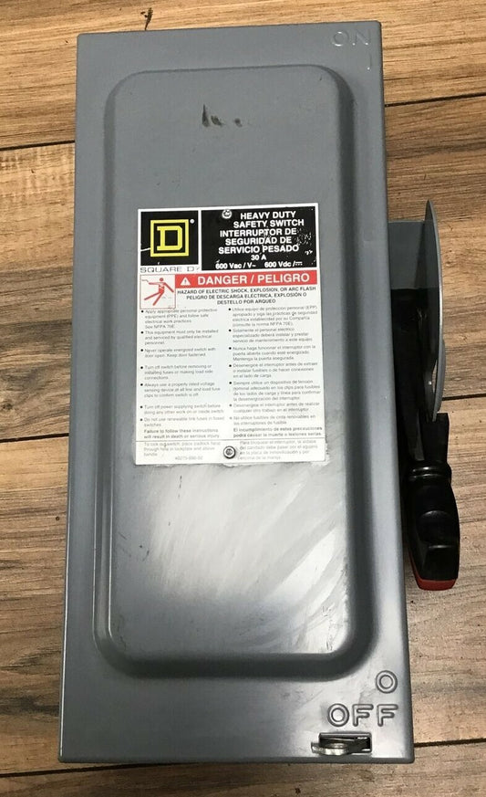 SQUARE D HU361 SER.F05 SAFETY SWITCH 30A 600VAC/DC NON FUSIBLE TYPE 1