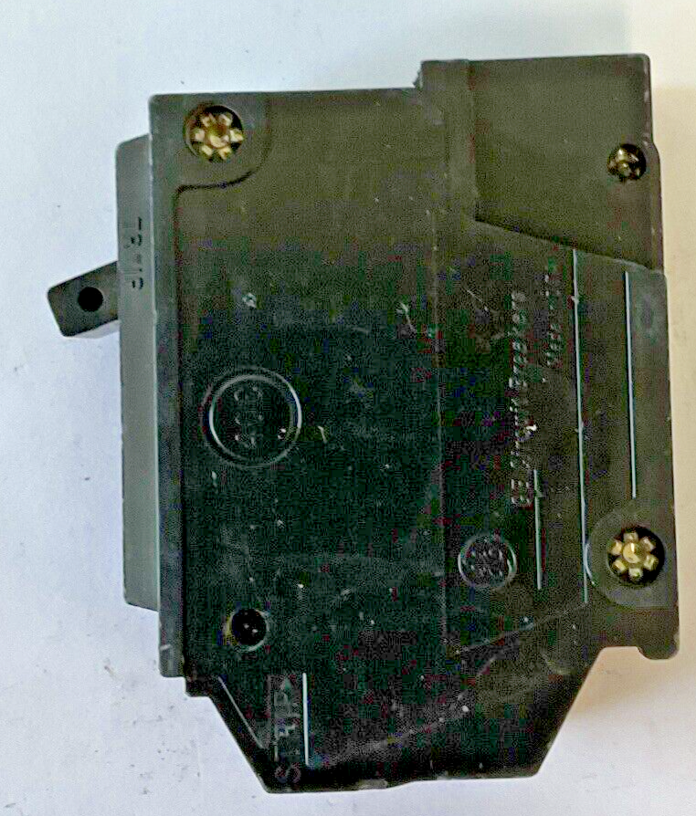 GE THQL1130 CIRCUIT BREAKER 30A TYPE THQL 120/240VAC ***LOTOF4***