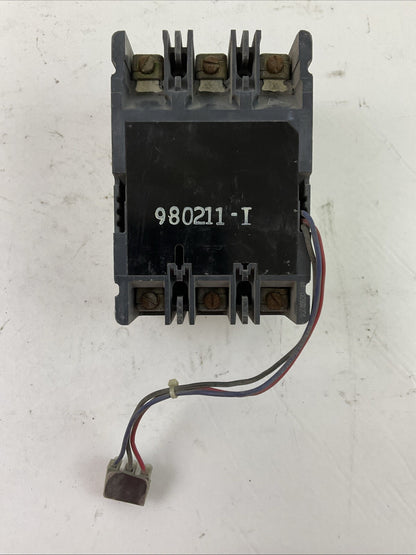 CUTLER HAMMER HMCP030H1CA02 CIRCUIT BREAKER 30A 600VAC 3P A1XILB AUX SWITCH