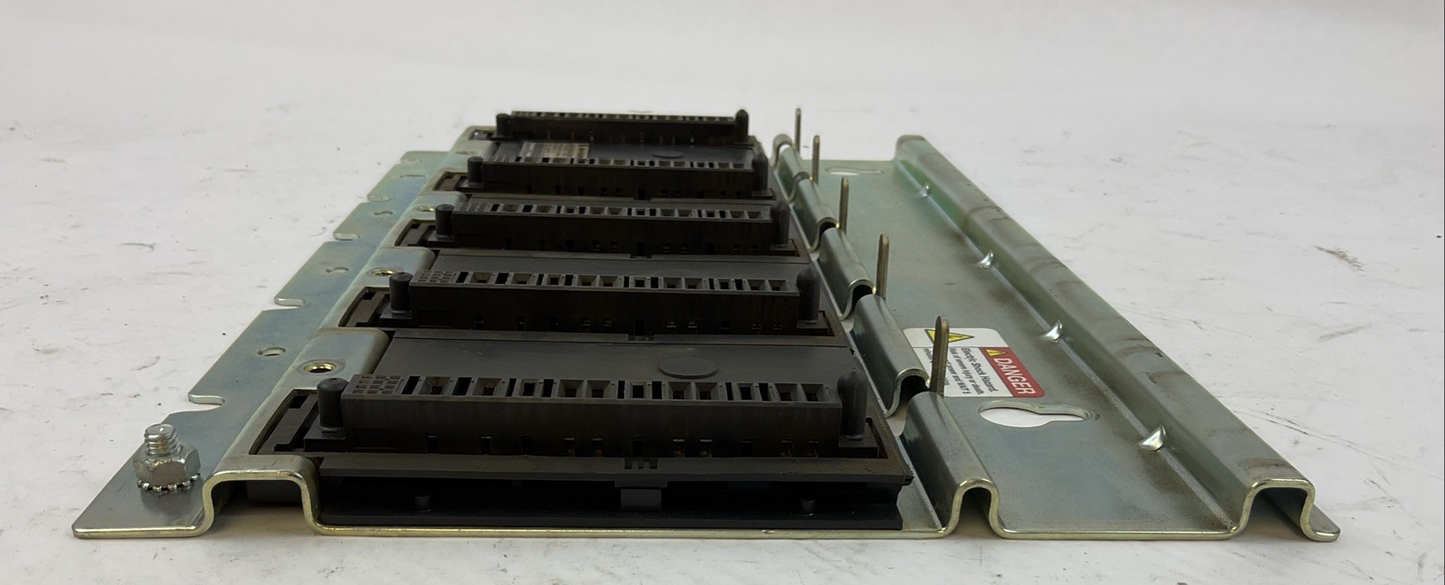 ALLEN BRADLEY 2094-PRS4 SER A 4 AXIS SLIM POWER RAIL BUSS 325/650VDC 70A CONTROL