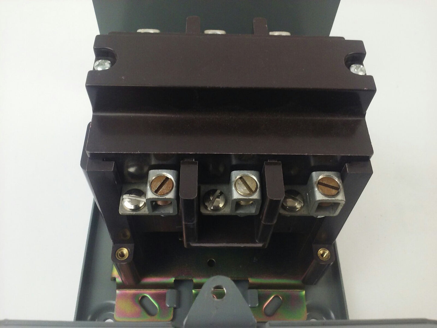 CUTLER HAMMER 9560H447-49 AC MAGNETIC CONTACTOR 9560H447A 50A 600V 3P 120V COIL