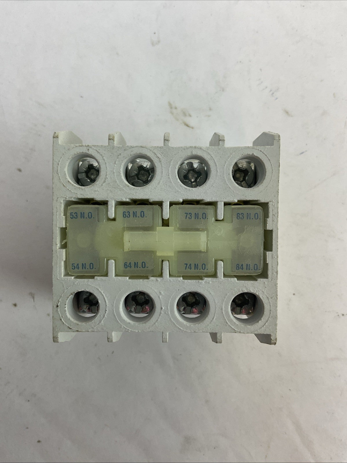 EATON C320KGT13 SERIES A2 FREEDOM SERIES TOP MTD AUXILIARY CONTACT 4N.O.