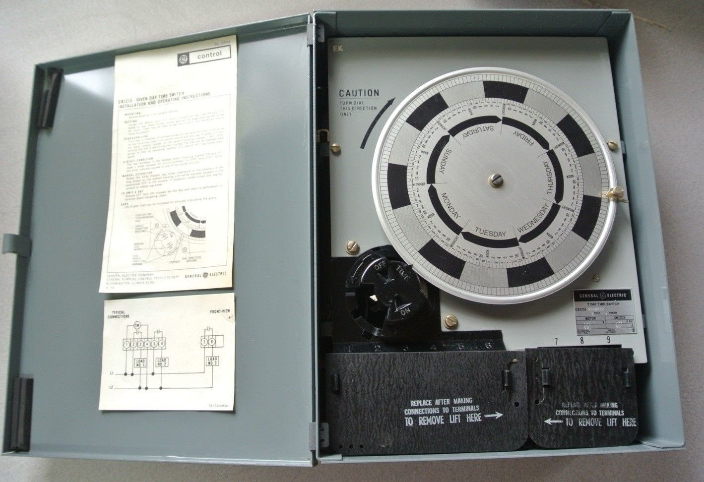GE CONTROL CR121EN02HA22 SEVEN DAY TIME SWITCH 120V MOTOR 277V SWITCH 40A NEW
