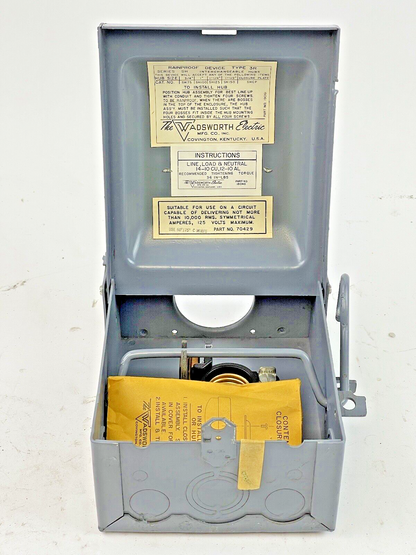WADSWORTH ELECTRIC - RN30 - RAINPROOF ENCLOSED SWITCH - 2 POLE, 30A, 125 VAC, 3R
