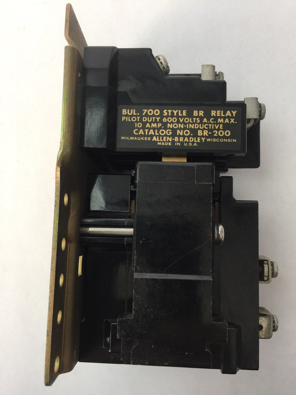 ALLEN BRADLEY 700BR200A1 RELAY 600VAC 10AMP NON-INDUCTIVE 76A01 COIL 110V 60CY