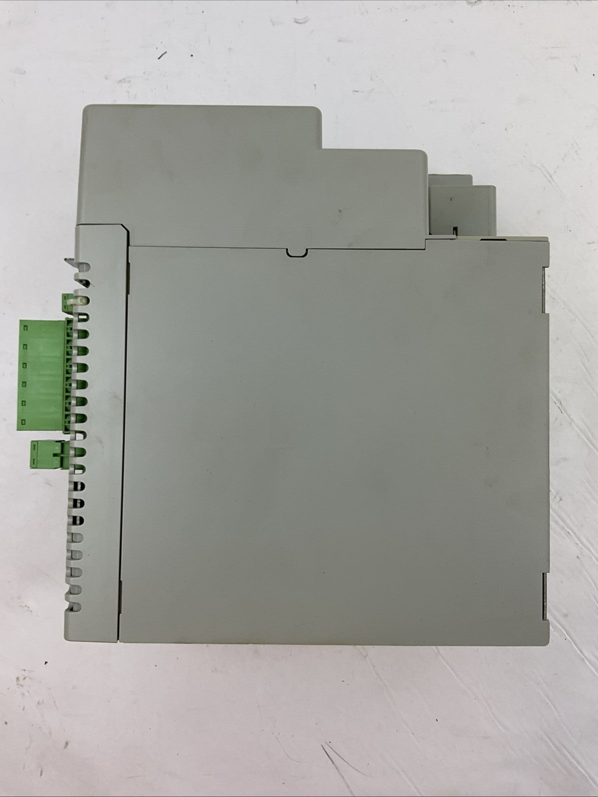 ALLEN BRADLEY 2094-BC02-M02-M INTEGRATED AXIS POWER MODULE 2094-SE02F-M00-S0