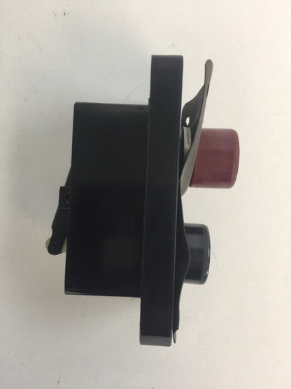 REES 580 START STOP BLACK RED PUSHBUTTON SWITCH