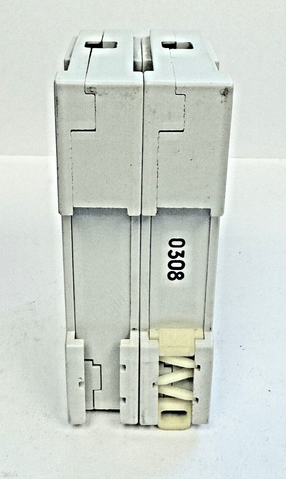 ALLEN-BRADLEY - 1492-CB2-G100 SER. C - MOTOR CONT. - 2P, 10 A, 277 V, 3 HP, 1 PH