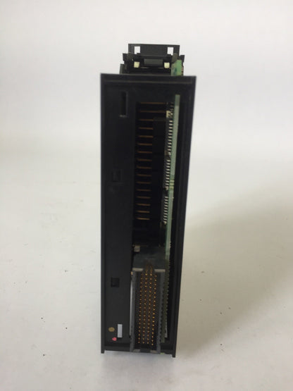 ALLEN BRADLEY 1756-0B32 DC OUTPUT SER A  REV K01 DC OUT 32PT 24VDC