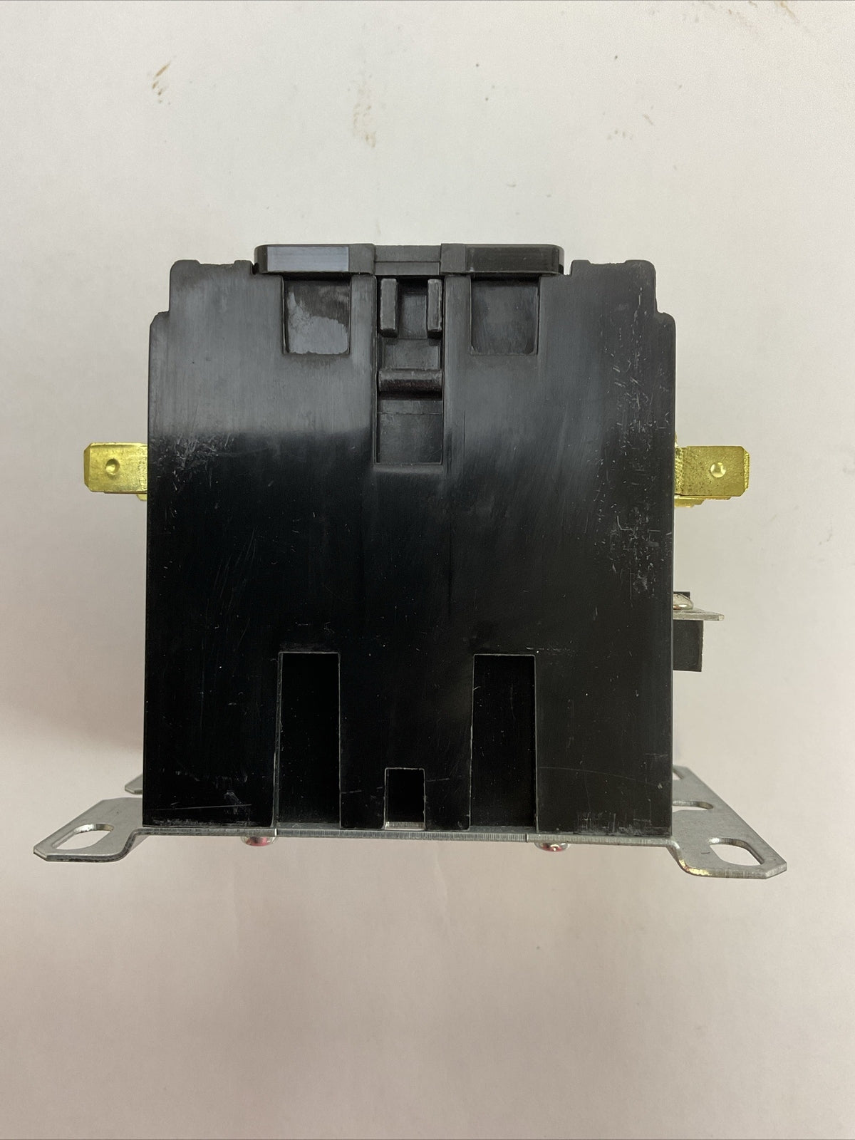 SQUARE D 8910DPA33V02 CONTACOTR SER C 3P 600VAC 20HP 40A COIL 110/120VAC 50/60HZ