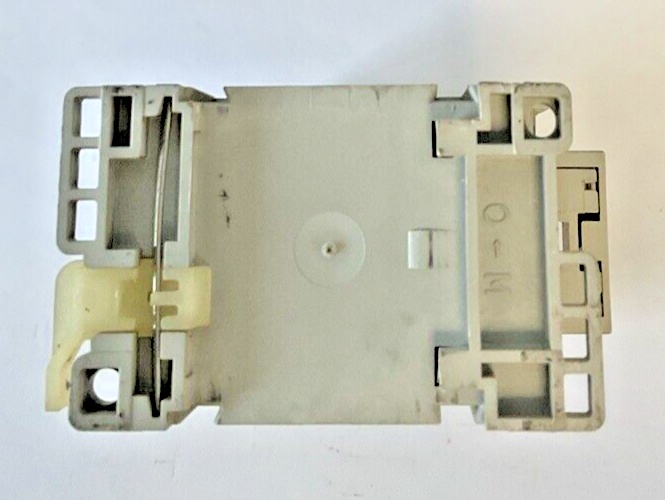 ALLEN BRADLEY 100-C09E*10 SER.A CONTACTOR W/ 100-F  AUX CONTACT