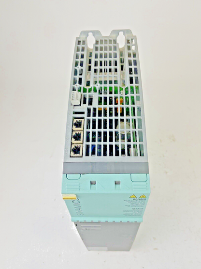 SIEMENS - 6SL 3120-1TE23-0AA3 SER. C - SINAMICS SINGLE MOTOR MODULE - 30A