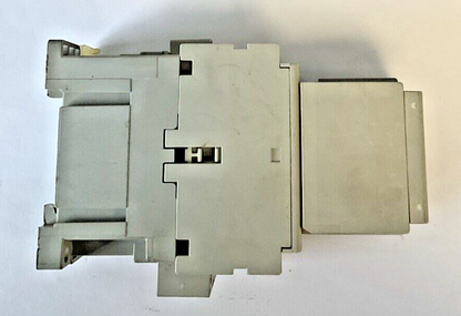 ALLEN BRADLEY 100-C09E*10 SER.A CONTACTOR W/ 100-F  AUX CONTACT