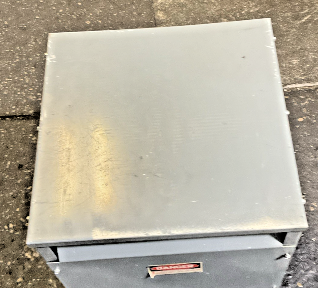 SQUARE D 37S3H TRANSFORMER H.V.120-480V L.V.120-240 37.5KVA CLASS AA 60HZ TYPE S
