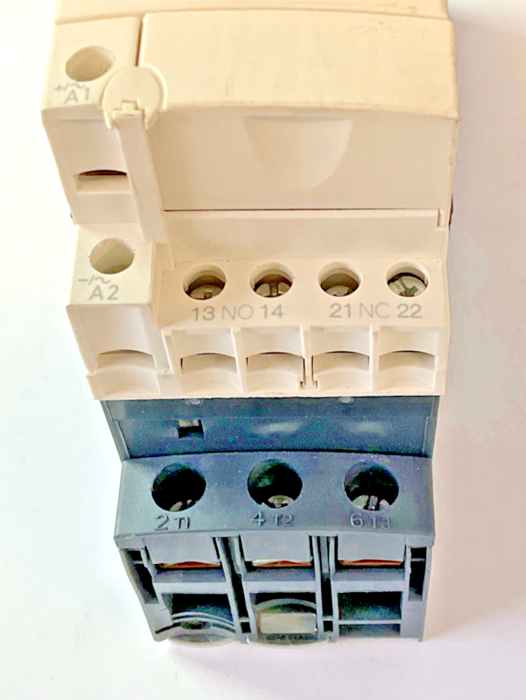 SCHNEIDER ELECTRIC LUCA05FU MANUAL MOTOR STARTER 240V CLASS10