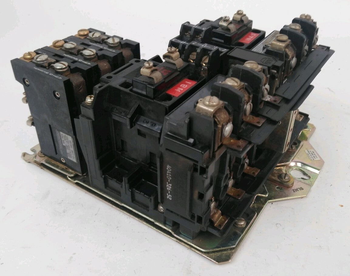 ALLEN-BRADLEY 505-BOD-7 SIZE 1 REVERSING STARTER  27A 600V 210HP 120V COIL B31