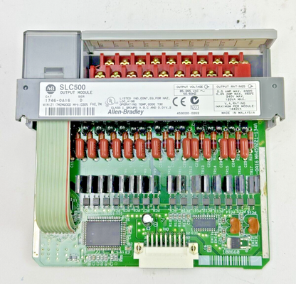 ALLEN-BRADLEY - 1746-OA16 SER. D - SLC 500 OUTPUT MODULE - 1746-0A16