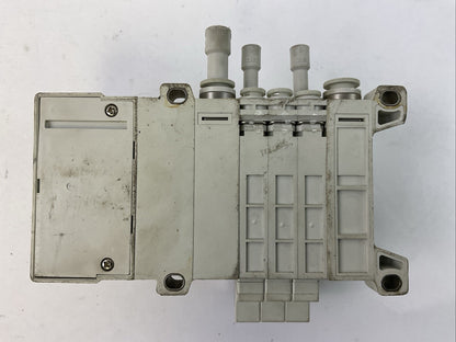 SMC VV5QC11-03C6FD3 MANIFOLD (VQC1400-51 (3) VQC VALVE 0.1-0.7 MPa)