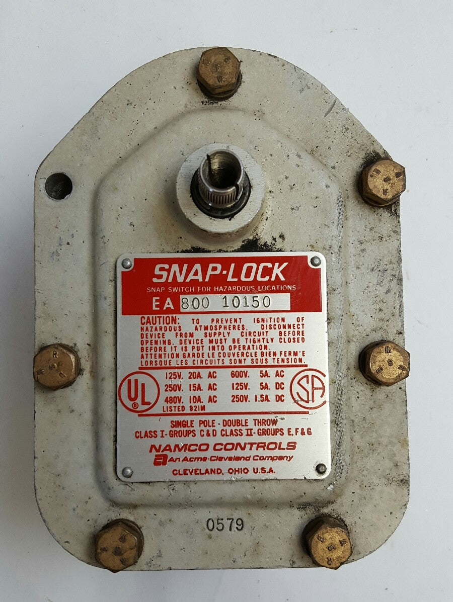 NAMCO EA800 10150 SNAP-LOCK SNAP SWITCH 600VAC 5A 250VDC 1.5A