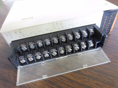 OMRON CS1W-ID211 INPUT UNIT - 24VDC, 16PT, 7mA - INPUT MODULE