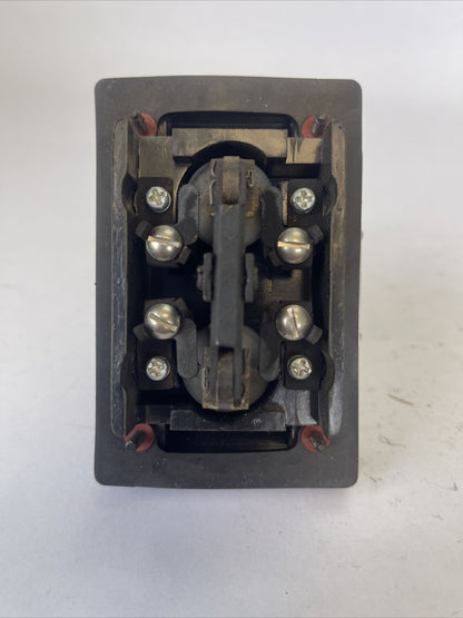 REES 3924 CONTROL PUSHBUTTON SWITCH OPEN CLOSE