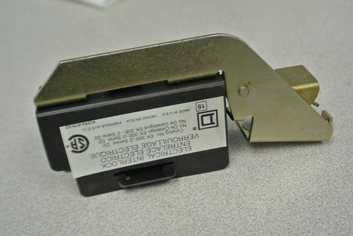 SQUARE D EK300-2 / ELECTRICAL INTERLOCK for 30A SWITCH / 2 NO, 2 NC. NEW SURPLUS