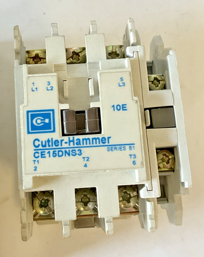 CUTLER HAMMER CE15DNS3AB CONTACTOR SIZE D 110/120V 50/60HZ 18AMP SER.B1