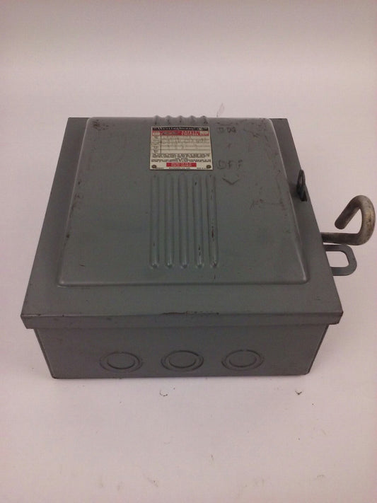 WESTINGHOUSE CAU-321 SAFETY SWITCH,  30A, 240V, STD HP 7.5 AC, 3P, TYPE ND, NEW