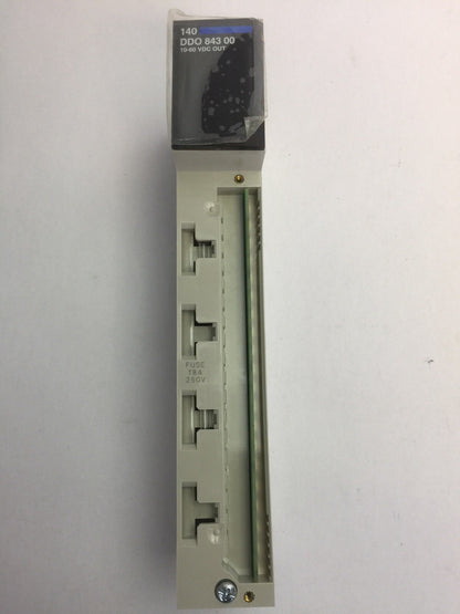 SCHNEIDER ELECTRIC 140DDO84300 DC OUTPUT 10-60VDC 2X8