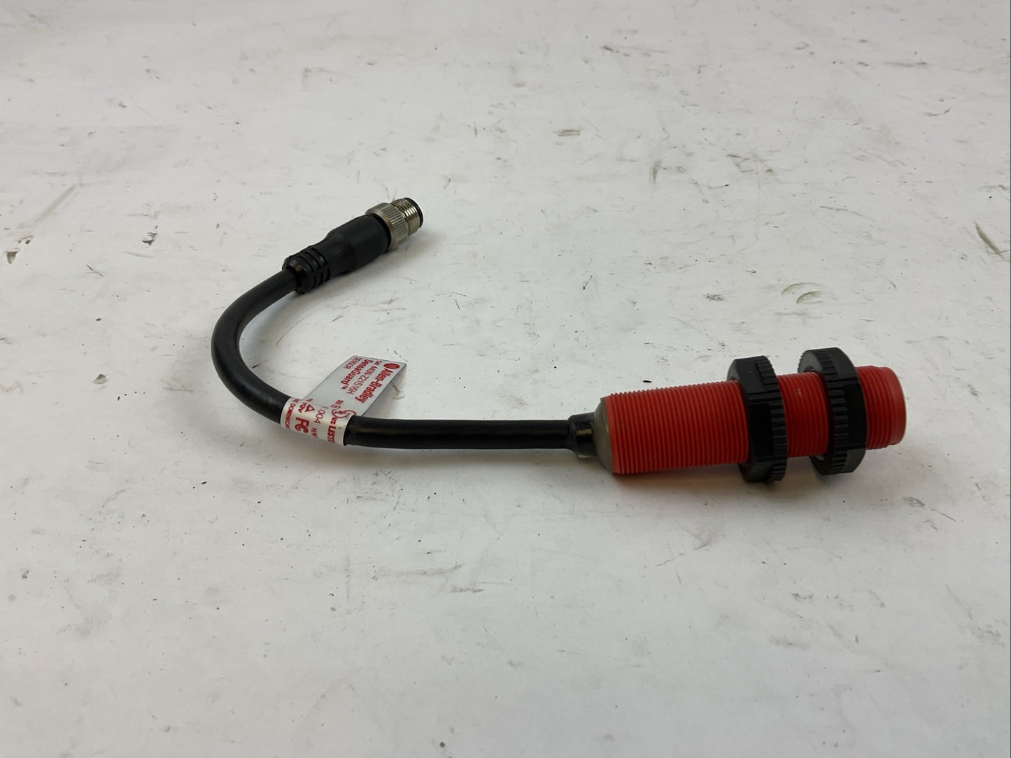 ALLEN BRADLEY 440N-Z21S16H SENSA GUARD SER B F/W REV1.004 H/W REV 1 SENSOR