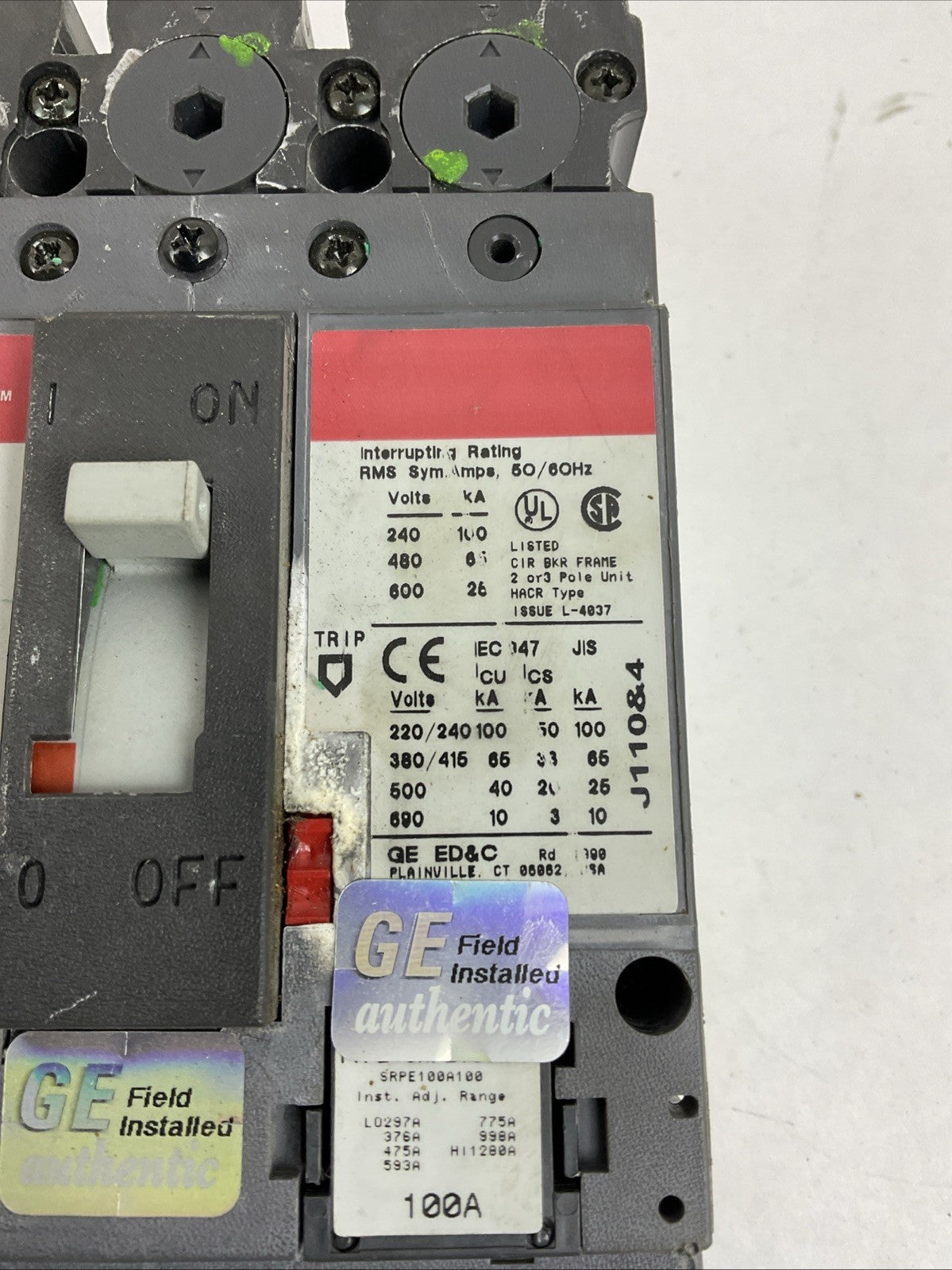 GE SELA36AT0100 CIRCUIT BREAKER 100A 600VAC 3POLE W/SRPE100A100 TRIP