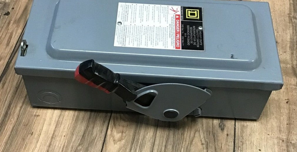 SQUARE D H221N SER. F05 SAFETY SWITCH 240VAC/250VDC 30A TYPE1 FUSIBLE